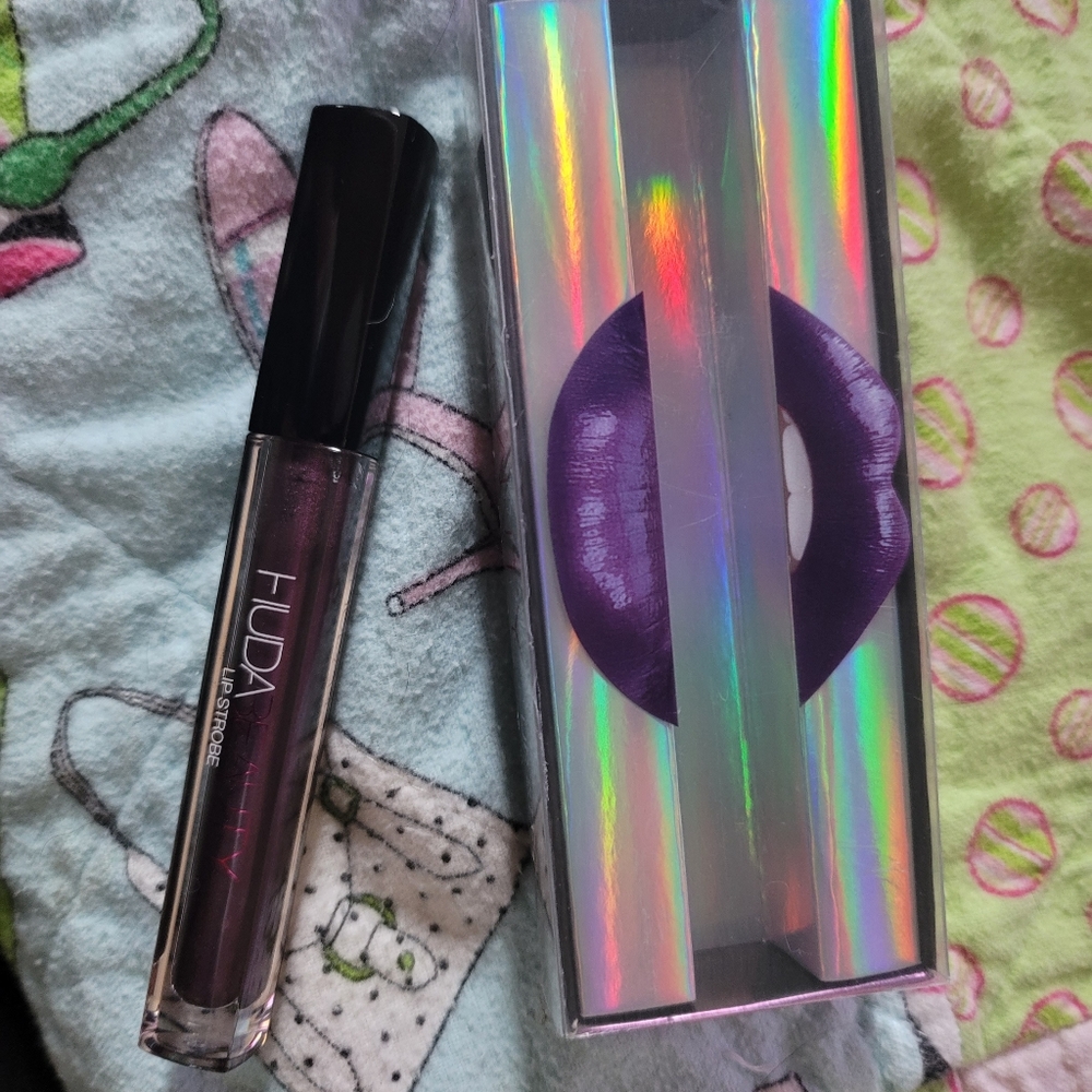 HUDA Lip Strobe Moody